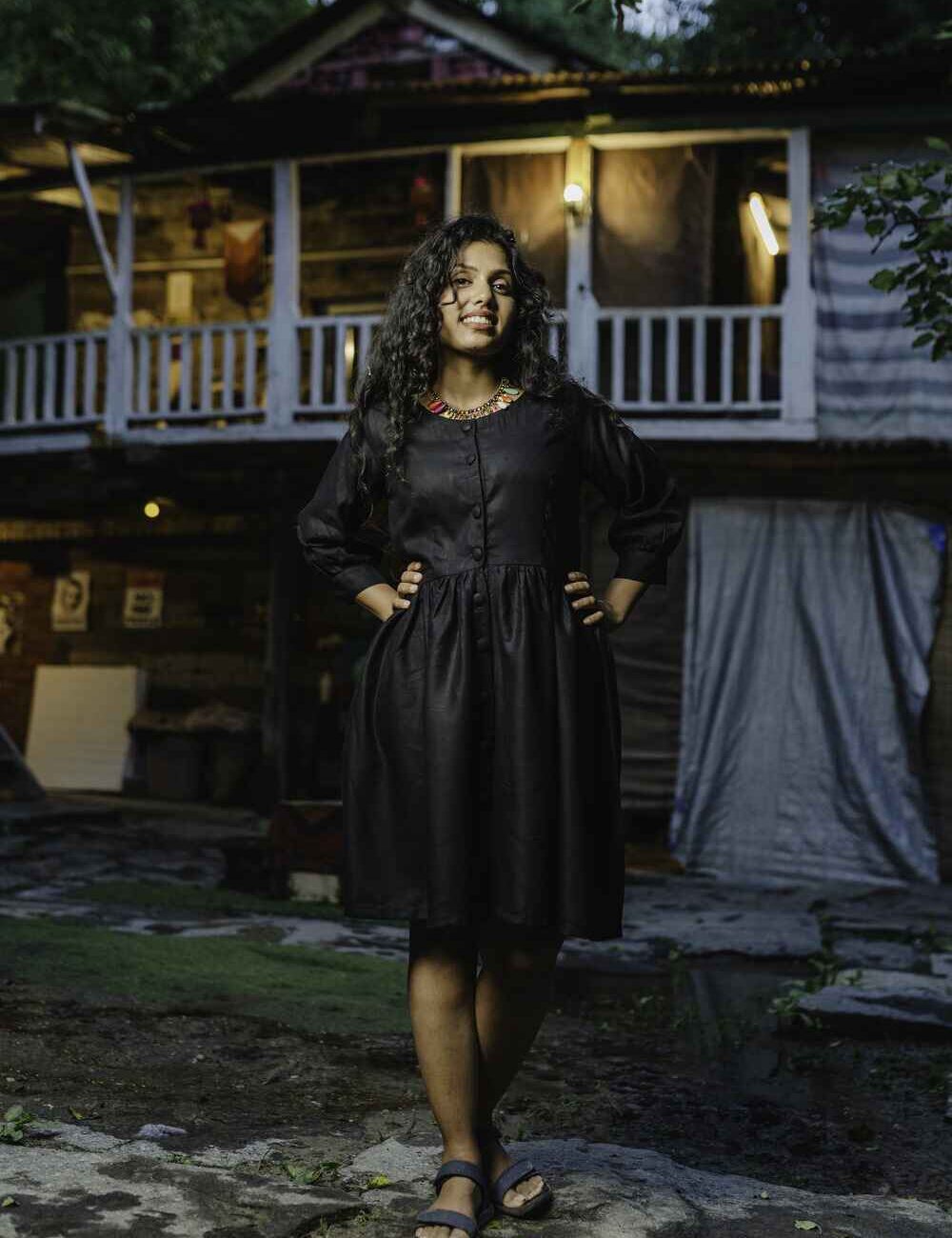 Comfy Black Linen-Cotton Dress - Image 3