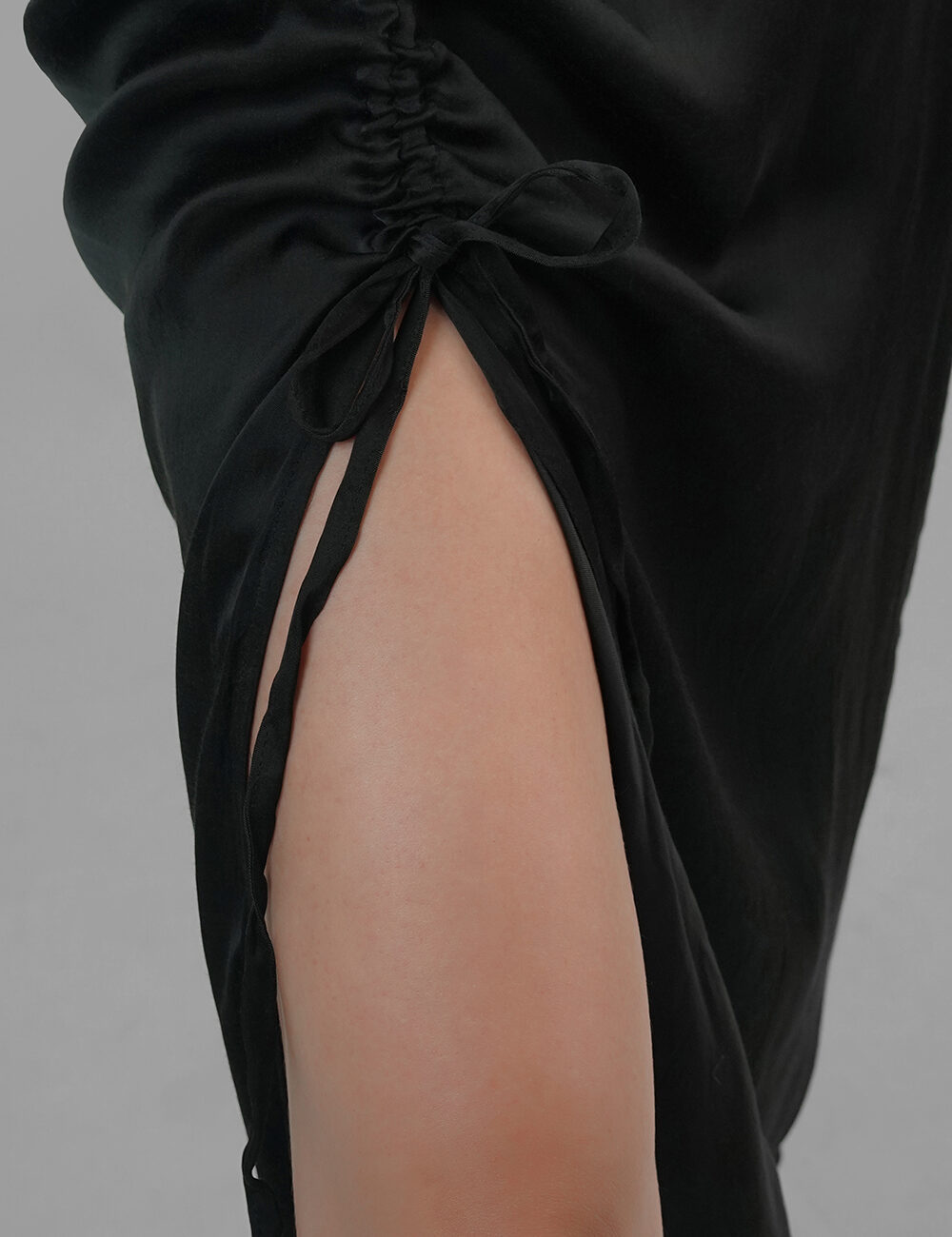 Adjustable Satin Side-Ruched Skirt with Front Slit - Image 4
