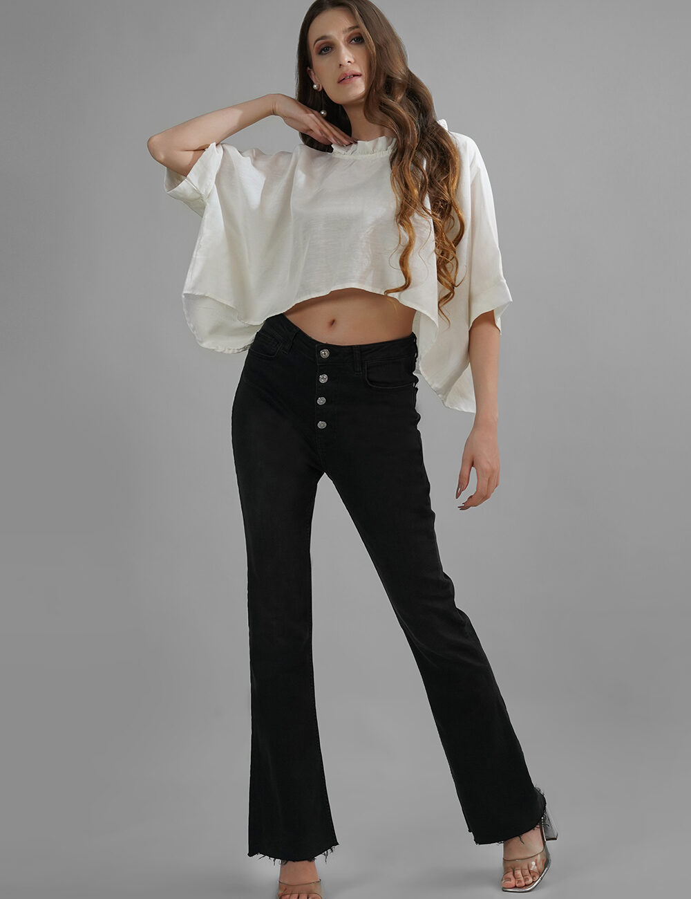 Oversized White Crop Top in Cotton Linen with Viscose Shimmer - Image 5
