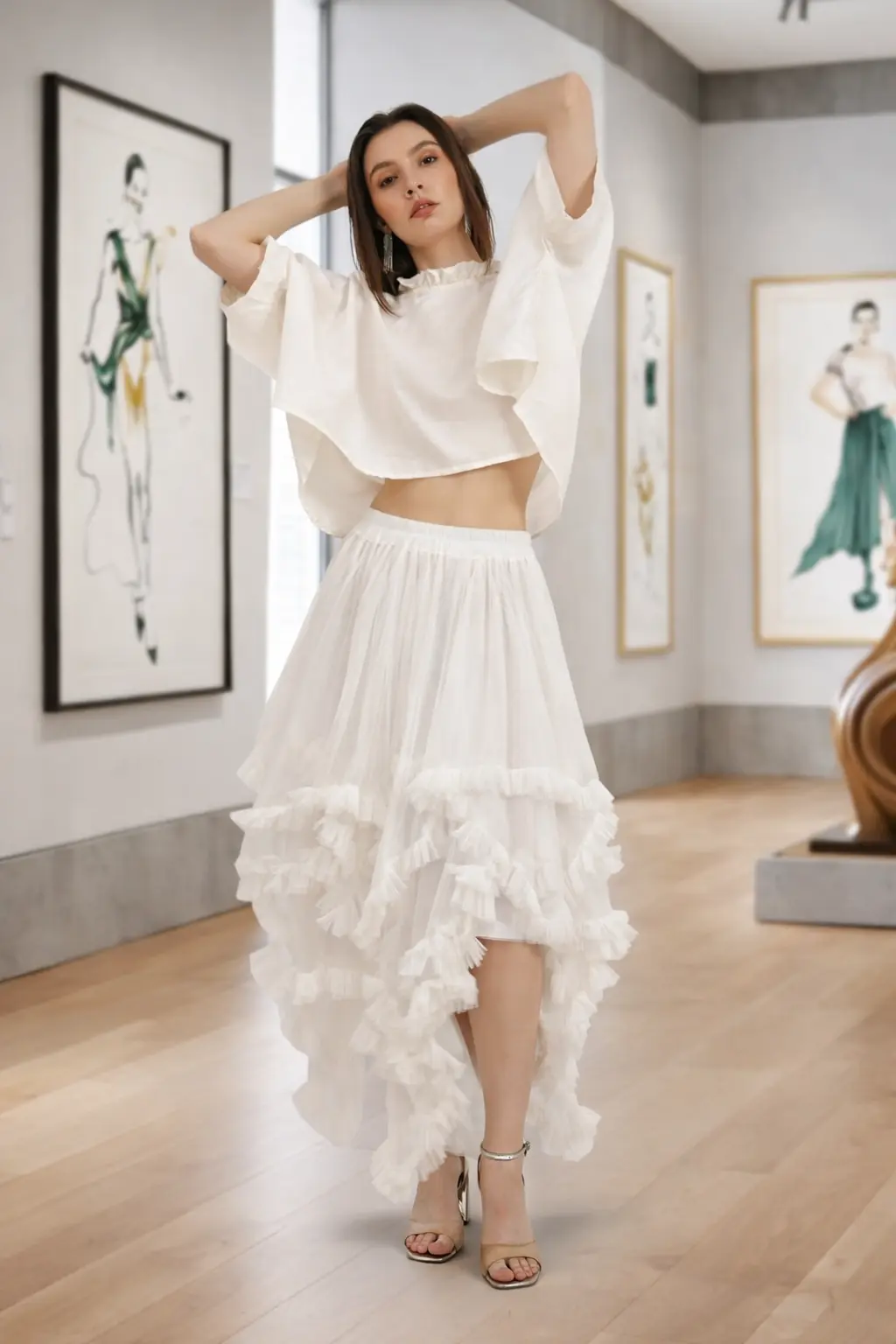 Layered ruffled skirt in soft net and cotton linen fabric